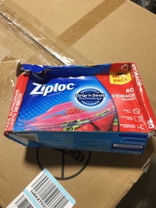 lot 7123 image: Ziploc Brand Storage Quart Bags with Grip n Seal Technology, 80 Count