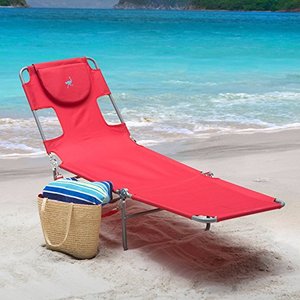 lot 49146 image: Ostrich Chaise Lounge, Red