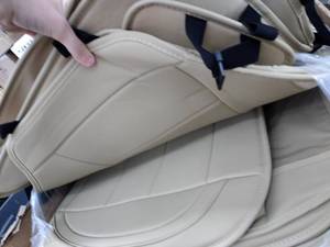 lot 49407 image: AOOG Leather car seat covers,