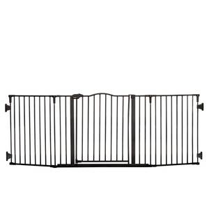 lot 49433 image: Regalo Deluxe Home Accents Safety Gate