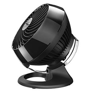 lot 49437 image: Vornado 460 Small Whole Room Air Circulator Fan