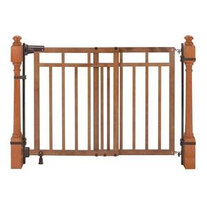 lot 34222 image: Summer Banister & Stair, Top of Stairs Gate with Dual Installation Kit