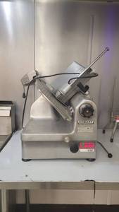 lot 14588 image: Commerical Hobart Automatic Slicer Model 1712E