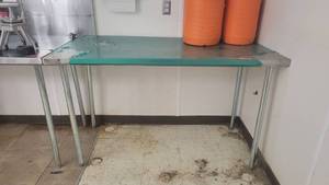 lot 14591 image: 5ft Stainless Steel Prep Table