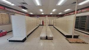 lot 14627 image: 3 Sections of Double-Sided Gondola Shelving and 2 Display Racks&nbsp