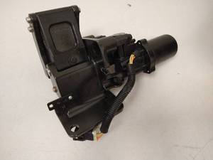lot 6587 image: Running Board Motor, No. 87002001 2002, Unknown Make & Model