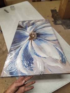 lot 10101 image: 20x40 Flower Art