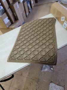 lot 10182 image: Bungalow Flooring Waterhog Floor Mat KhakiCamel