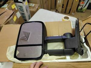 lot 10378 image: Towing Mirrors