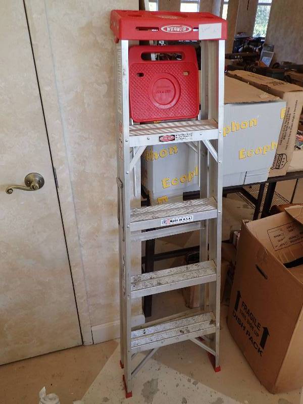 lot 2782 image: Werner Aluminum 5 Ft Work Ladder