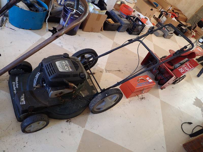 lot 2840 image: Craftsman 6.0 Gas Powered Push Mower