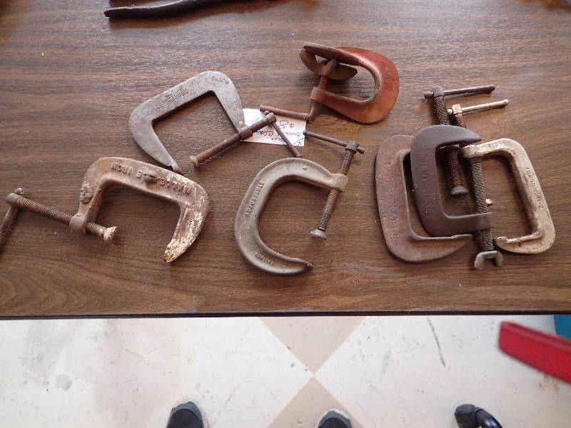 lot 1369 image: Lot Of 7 Light Duty Clamps