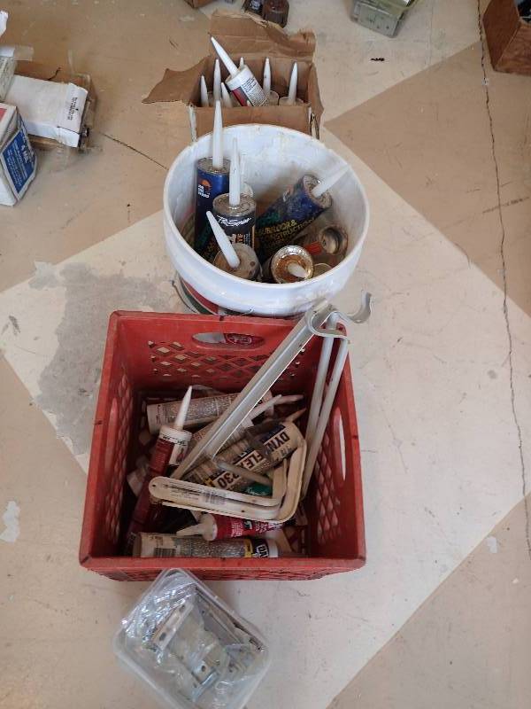 lot 1385 image: Large Lot Of Misc. Adhesives And Sealants