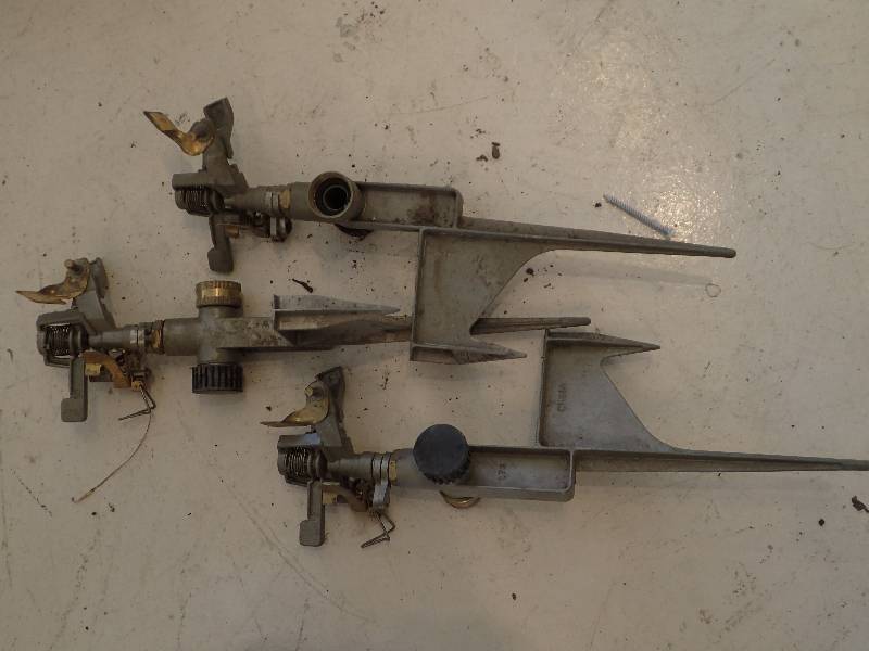 lot 1397 image: Lot Of 3 Yard Sprinklers