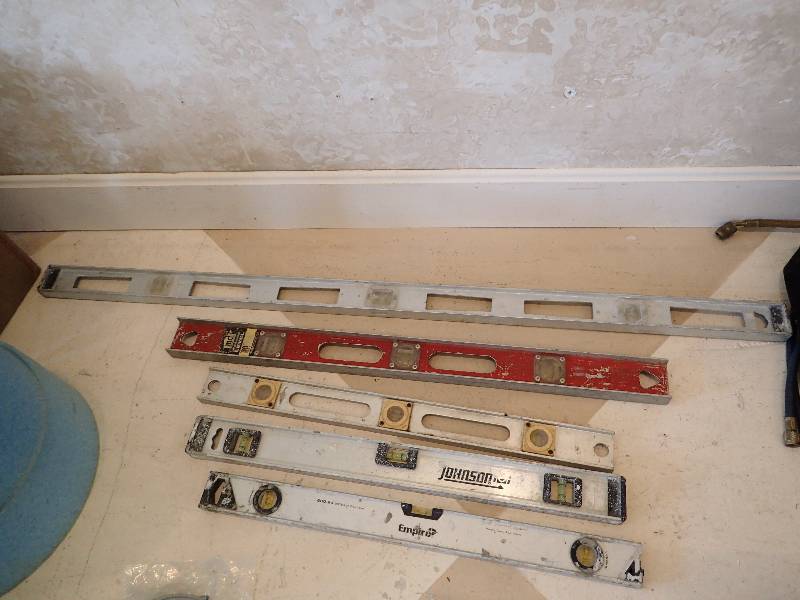 lot 1411 image: Lot Of 5 Levels