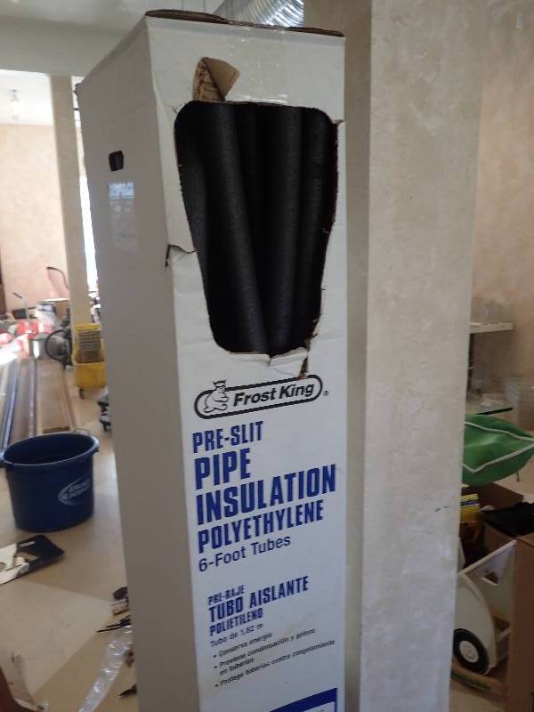 lot 1685 image: Frost King 3� Inch Pipe Installation With 6ft Tubes 3 ��