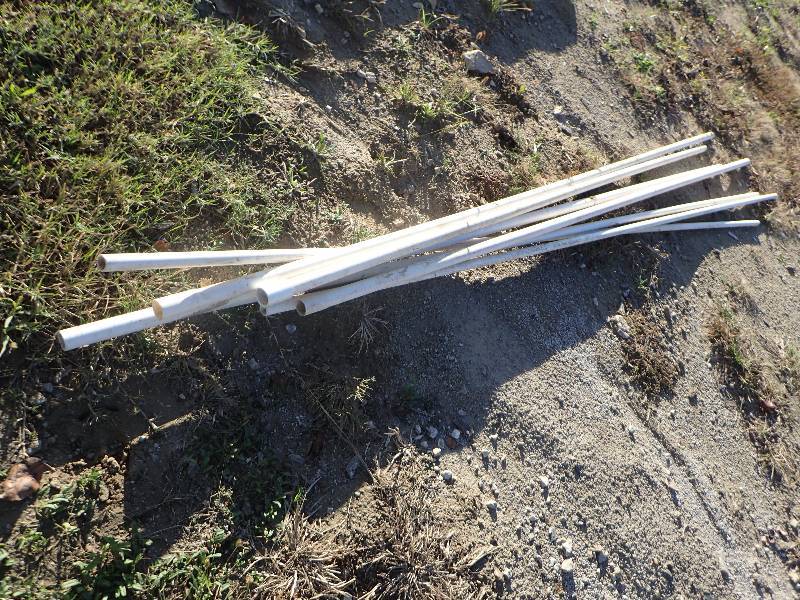 lot 1837 image: Lot Of �� Round PBC Tube Piping