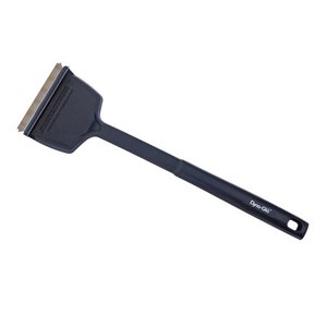 lot 51665 image: 18 Flat Top Grill Brush With Palmyra Bristles and Stainless Steel Scraper
