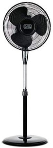 lot 52622 image: BLACKDECKER 16 Inches Stand Fan with Remote (Base broken--See photos)  (SOLD AS IS)