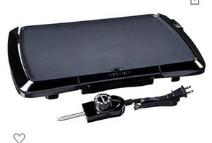 lot 9585 image: Presto 07047 Cool Touch Electric Griddle