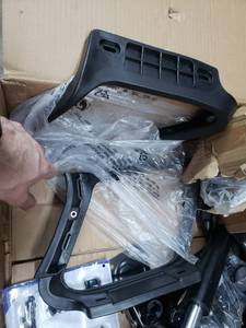 lot 407 image: Office Chair Parts