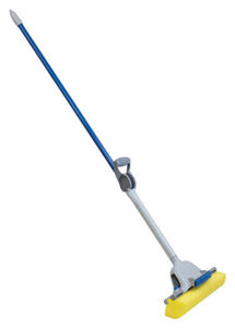 lot 209 image: Quickie Sponge Mop, 54.50 W