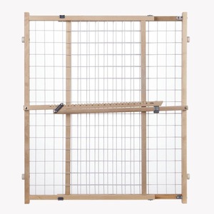 lot 401 image: North States NS4615 Wide Wire Mesh Gate
