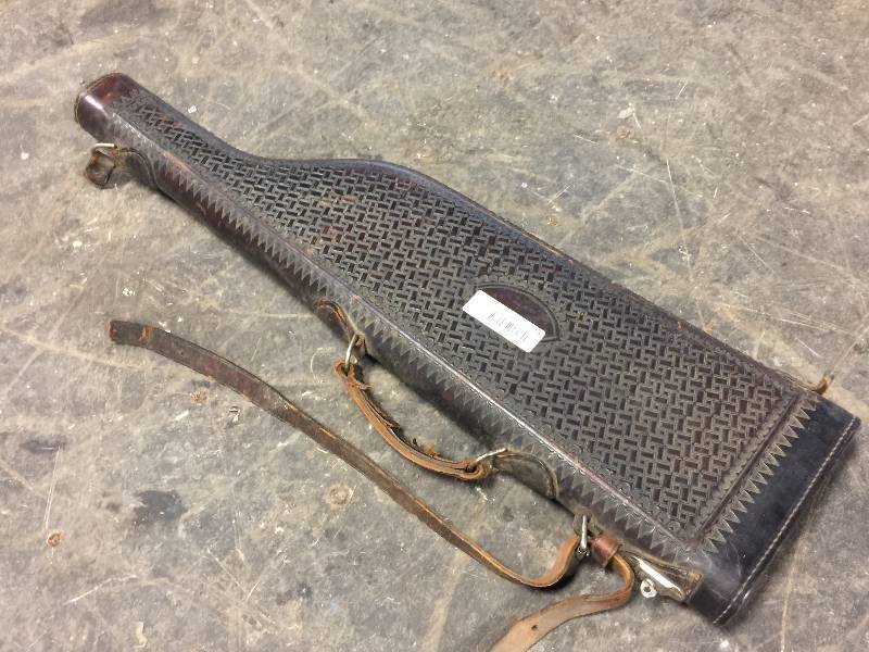 lot 1435 image: LEATHER RIFLE CASE