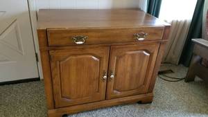 lot 1001 image: Stereo cabinet 32 x 40 x 22 and hutch 49 x 40 x 23 (includes dolly)
