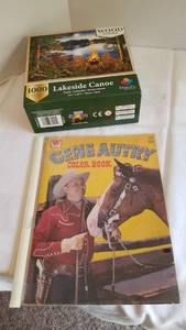 lot 1024 image: Gene Autry color book and puzzle