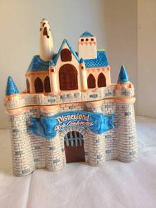 lot 1031 image: Disneyland 40th anniversary ceramic cookie jar