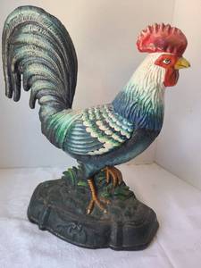 lot 1058 image: Iron rooster doorstop 13.5 tall