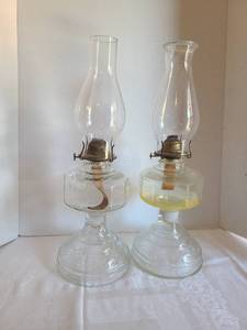 lot 1063 image: Two oil lamps