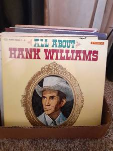 lot 1073 image: Record albums