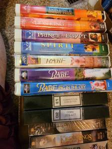 lot 1224 image: VHS tapes