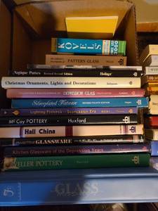 lot 1246 image: Antique reference books