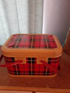 lot 1302 image: Skotch Basket