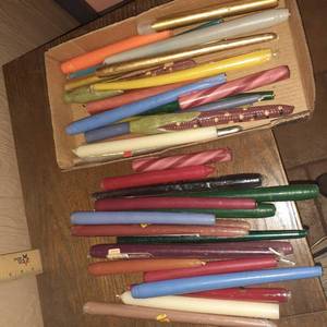 lot 1423 image: Candle sticks