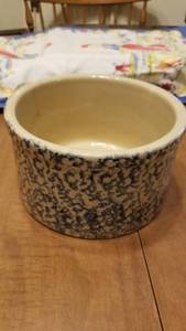 lot 1526 image: Vintage Robinson Ransbottom pottery crock 5 x 8 dia