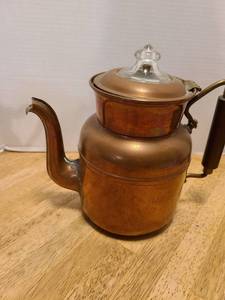 lot 1607 image: Vintage Rochester copper percolator, non electric