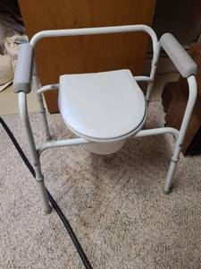 lot 2017 image: Bedside commode adjustable height