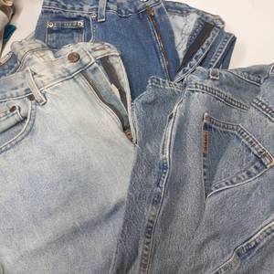 lot 3061 image: Ladies vintage jeans. Gitano, Riders and Crossroads. All size 12