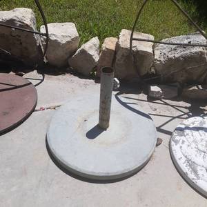 lot 4013 image: Umbrella stand. No.2