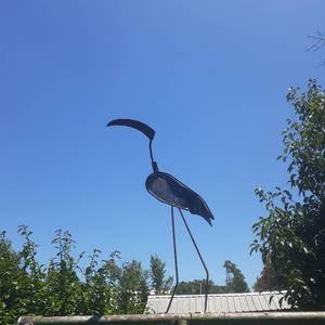lot 4029 image: Crane yard decor. (You will need flat head screwdriver to remove hose clamps)