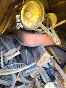 lot 4030 image: Contents of shed, see pictures