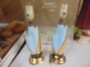 lot 1760 image: Pair of MCM Table lamps