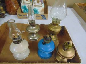 lot 1768 image: 5 SmallMiniature OilKerosene lamp