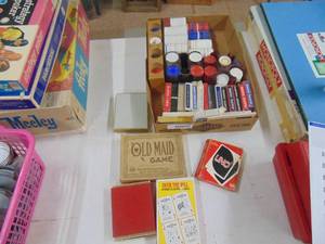 lot 1785 image: Poker Chips and Cards