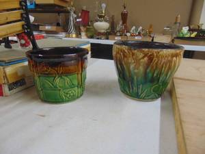lot 1789 image: 2 Pieces of Pottery Marked USA