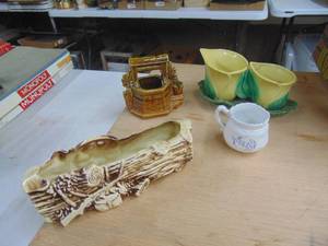 lot 1790 image: McCoy Pottery and More